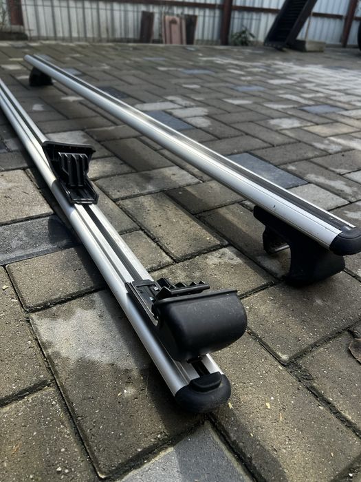 Bara transversala portbagaj