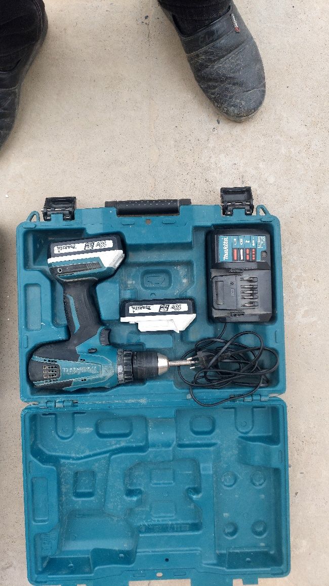 Шуруповёрт  Макита   болгарка  Makita  дрель Интерскол Makita болгарка
