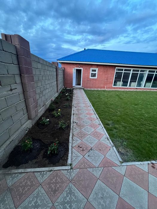 Сдам коттедж 5 комнатный посуточно Куленовка