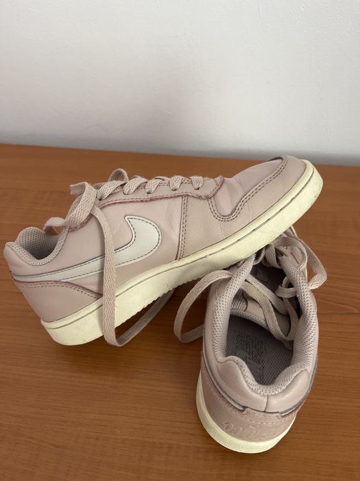 Adidasi Nike, marimea 36