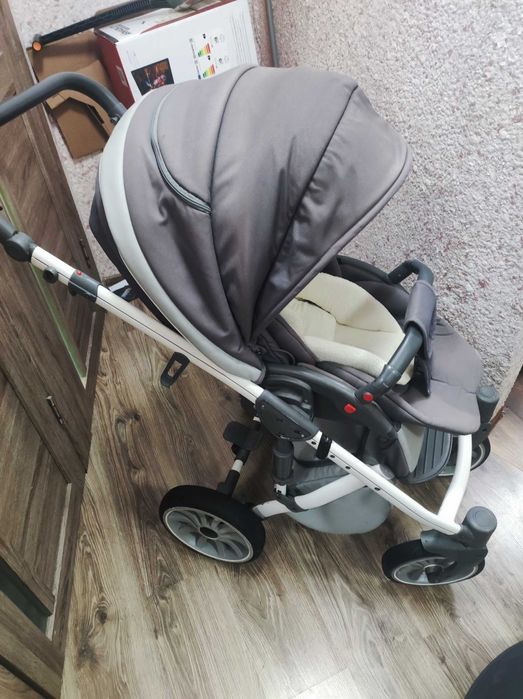 Продам коляску Anex Sport