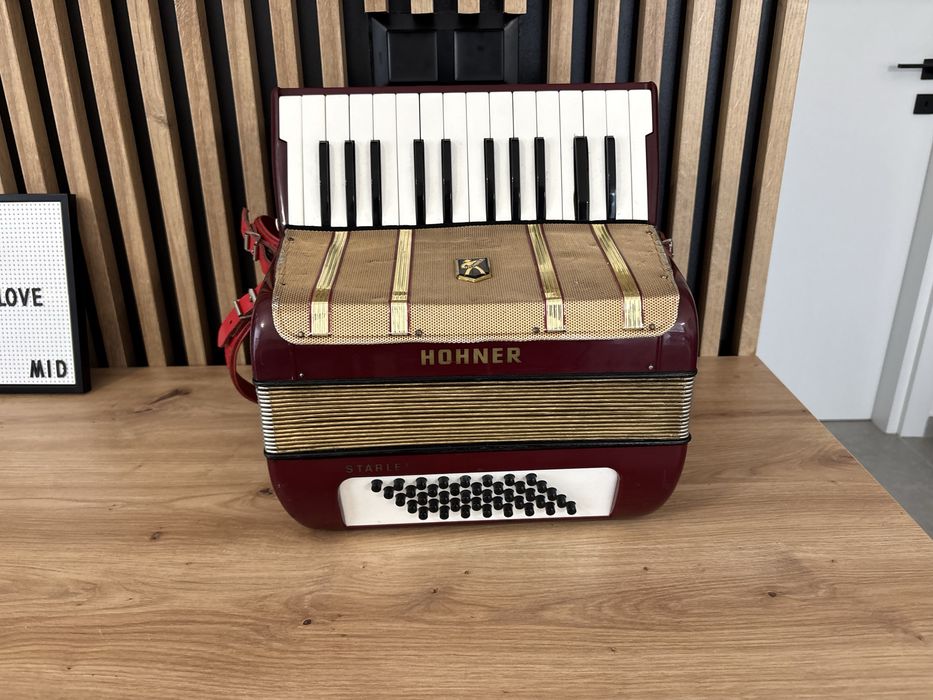 Acordeon Hohner Starlet cu 40 de basi