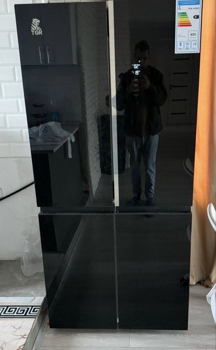 Продам холодильник