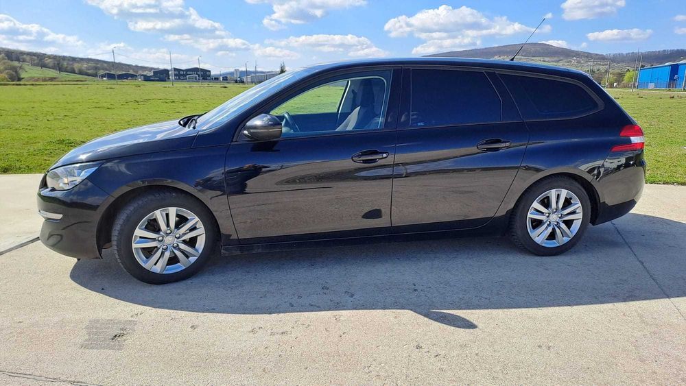 Vând Peugeot 308 1.6 BlueHDI . An 2015 EURO 6