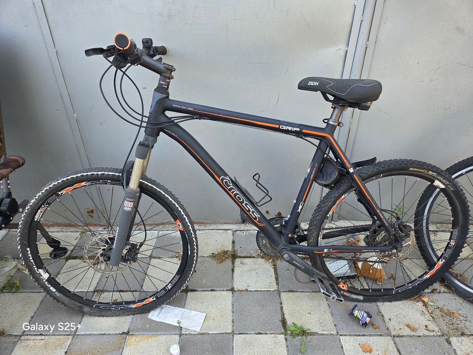 De vanzare bicicleta