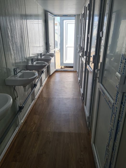 Container vitrina, birou, vestiar, grup sanitar, magazie, dormitor