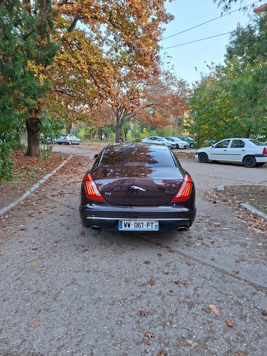 Jaguar xj vand sau schimb