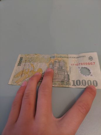 Vand bancnota de 10.000 de lei (RON)