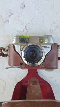 Старинен фотоапарат ретро