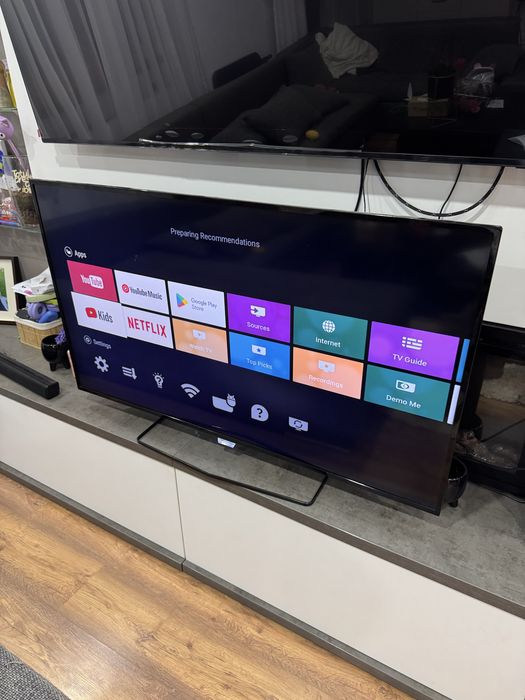 TV smart Phillips 127cm, stare foarte buna