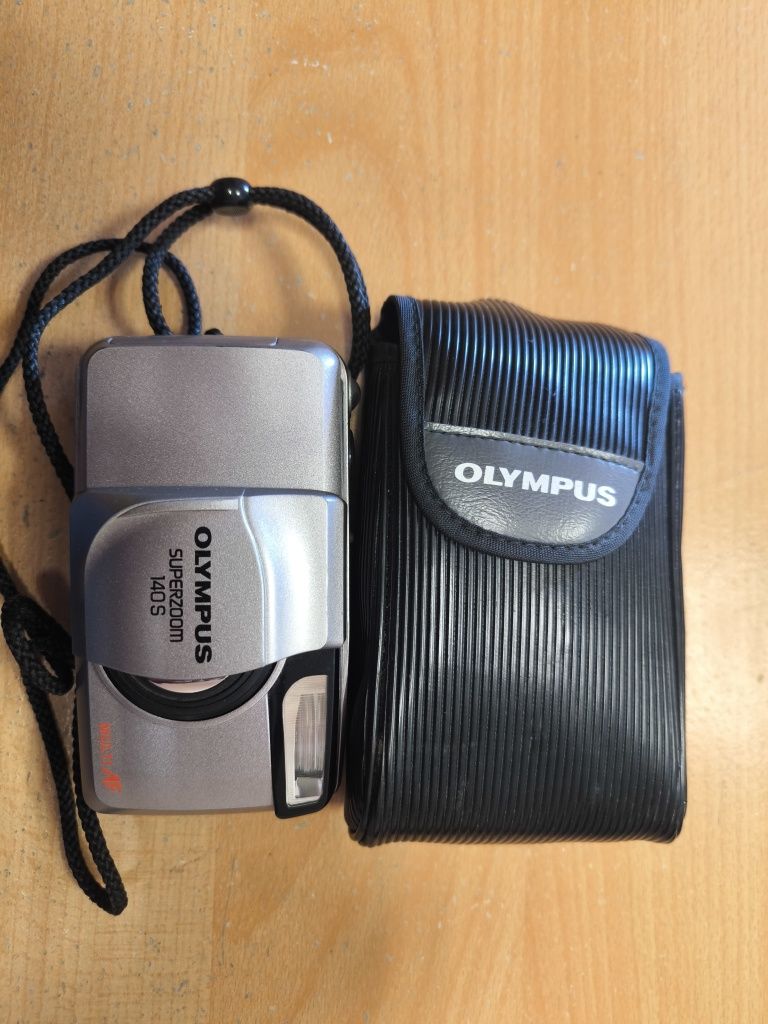 OLYMPUS super zoom 140 S