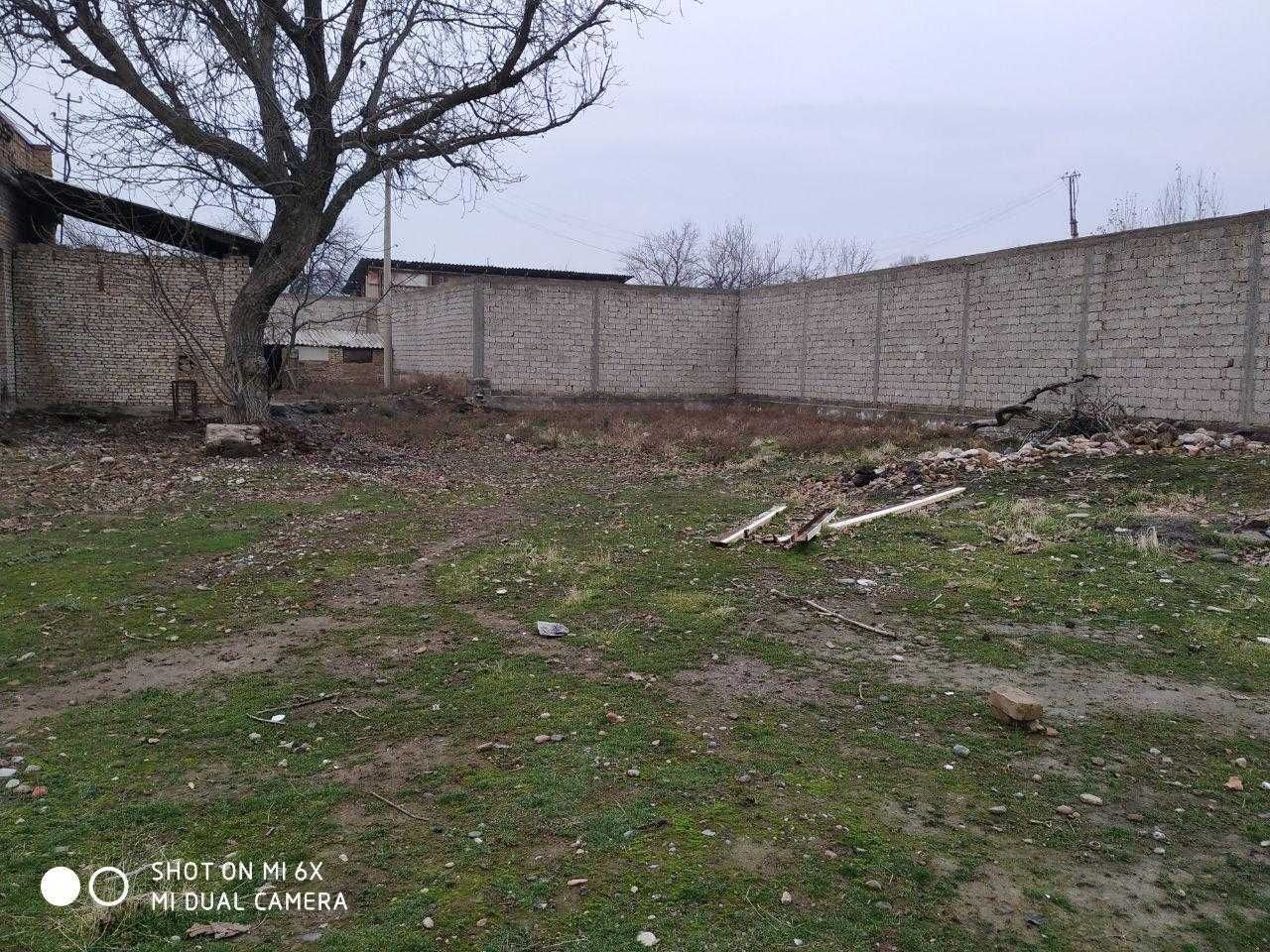 Земля в Дурмене(Дурмон) 21 сот.ор-р конечка 24 автобуса. 27000 соткаси