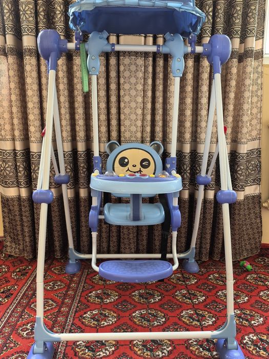 Продается качелия