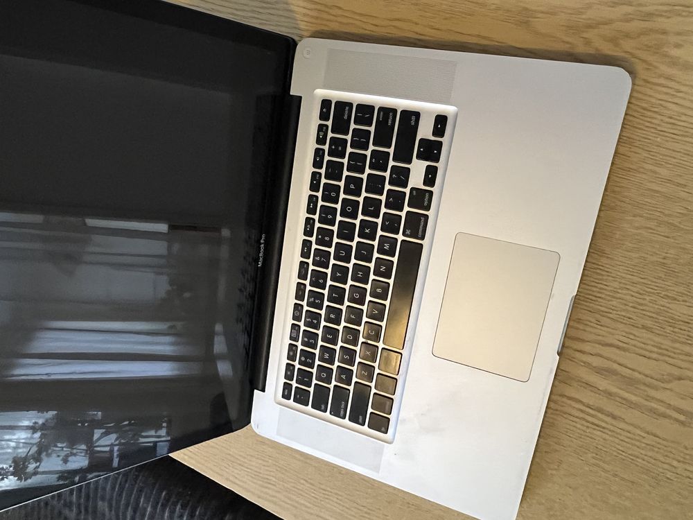 Macbook pro 2009