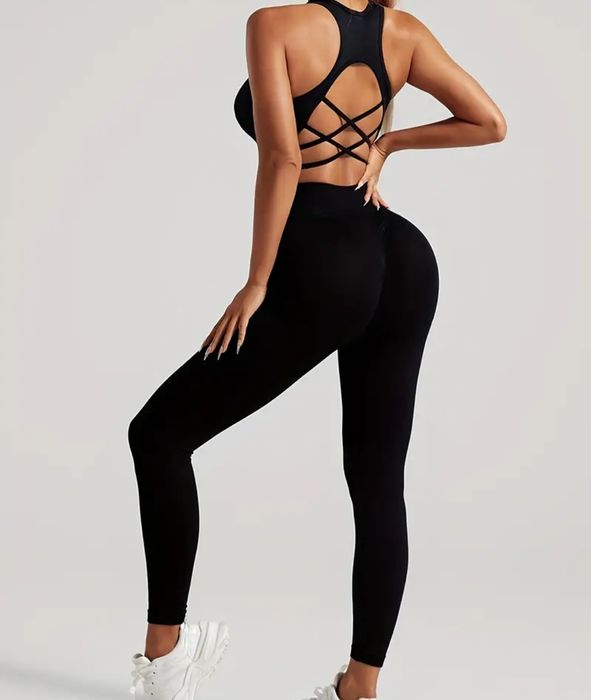 Спортен комплект -Чисто нов