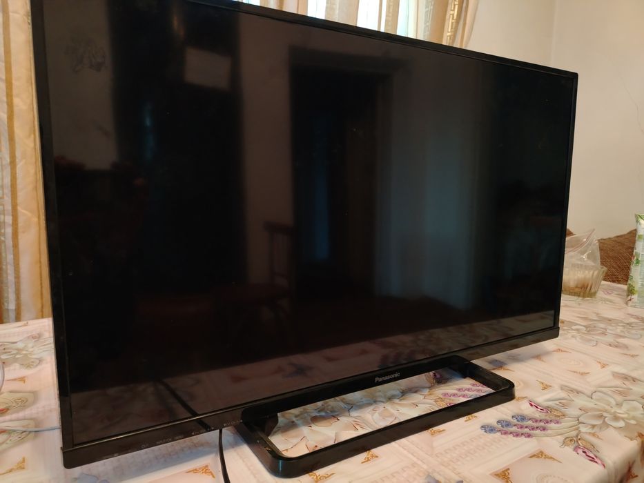 Продам ЖК телевизор Panasonic