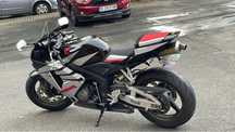 Vand / Schimb Honda CBR 600rr cu R1 BigBang