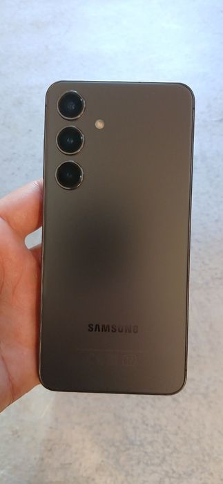Samsung s24ni uzi 8/128 lik
