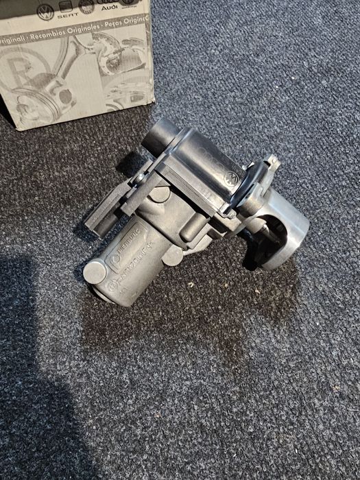 Valva EGR noua originala Volkswagen Transporter T5.1 - T6 2010 - 2019