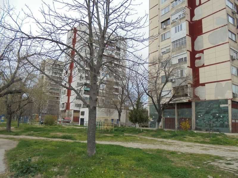 Продавам гараж срещу Била Марица