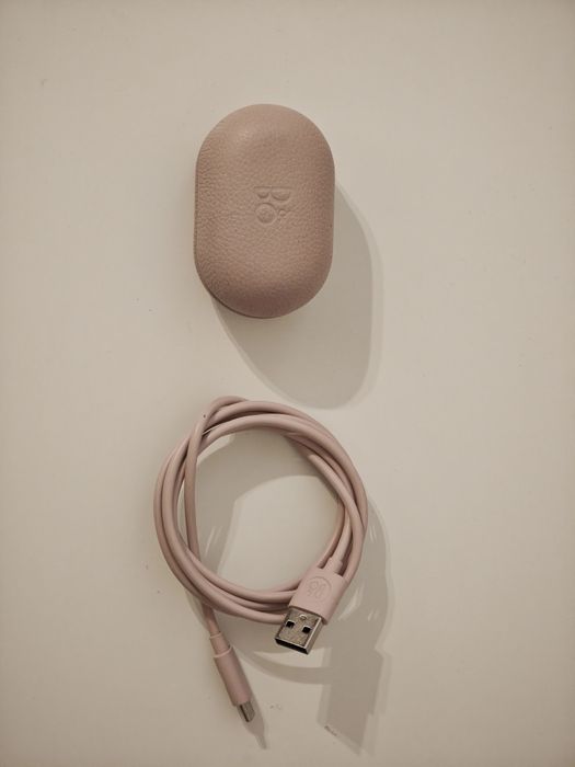 Bang and Olufsen Beoplay E8 3rd generation
