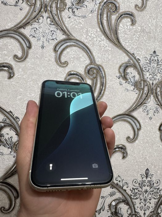 Продам iPhone 11 64gb