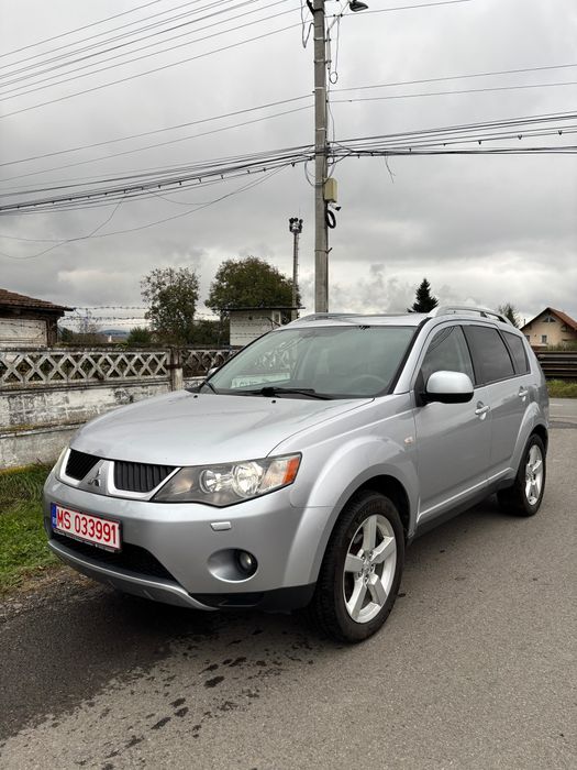 Mitsubishi Outalnder