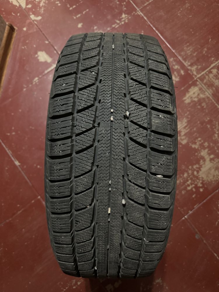 Продам зимные шины 205/55 R16
