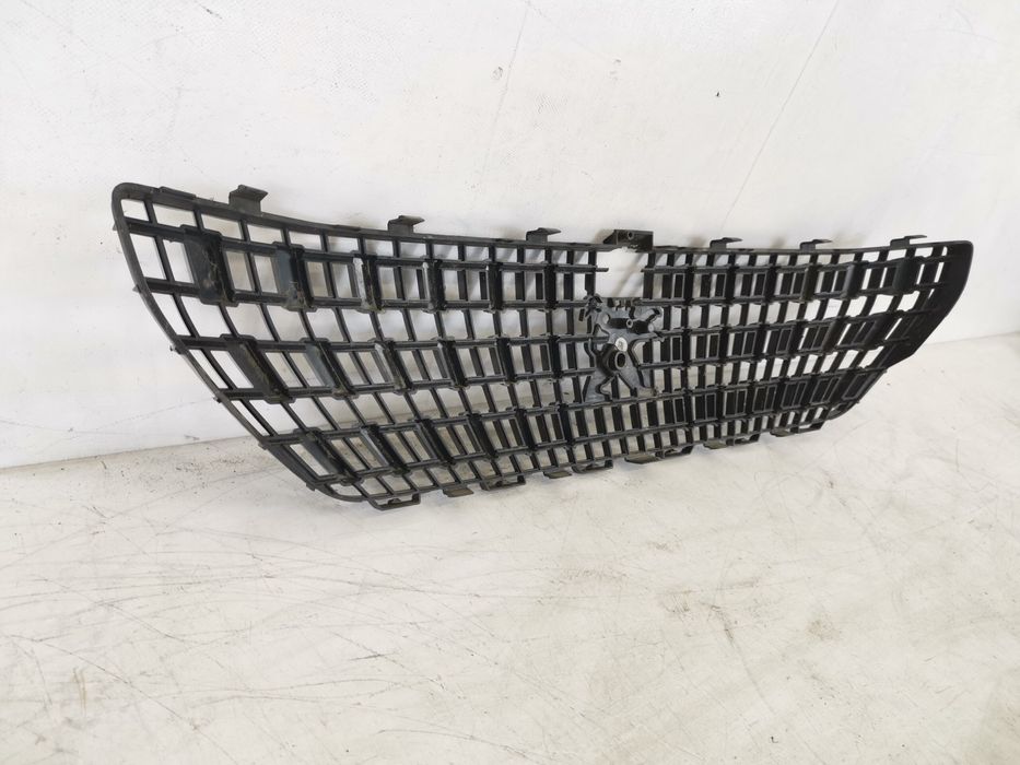 Предна радиаторна решетка Пежо / Peugeot 2 Оригинална, в добро състоян