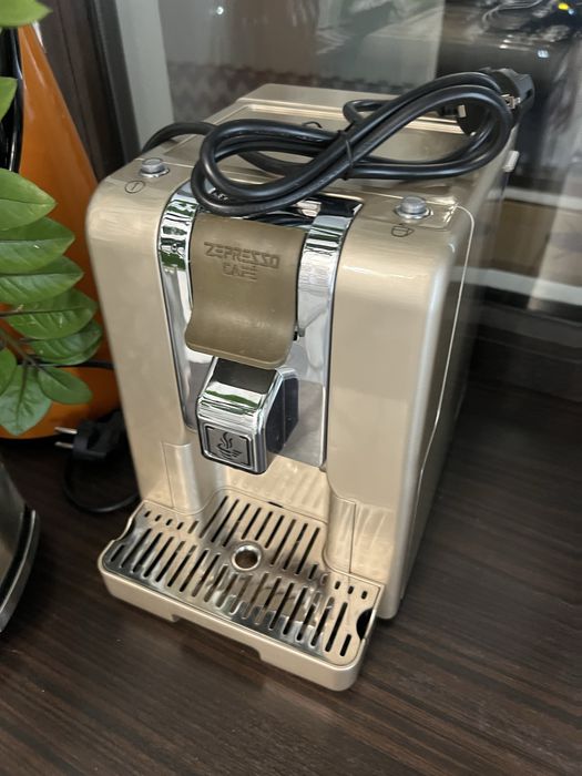 Кофемашина Zepter ZEP-200 золотистый