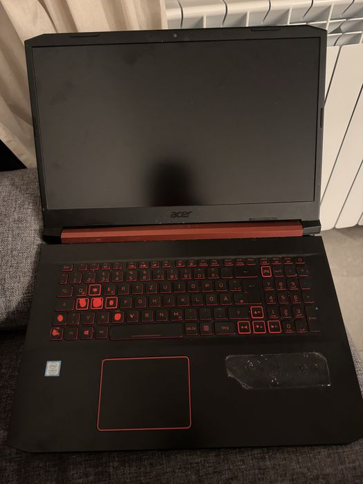Acer Nitro 5 AN517-51 17 инча.