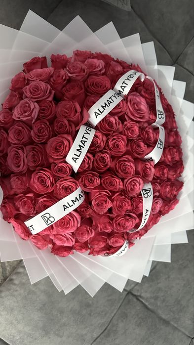 Продам цветы 101 роза