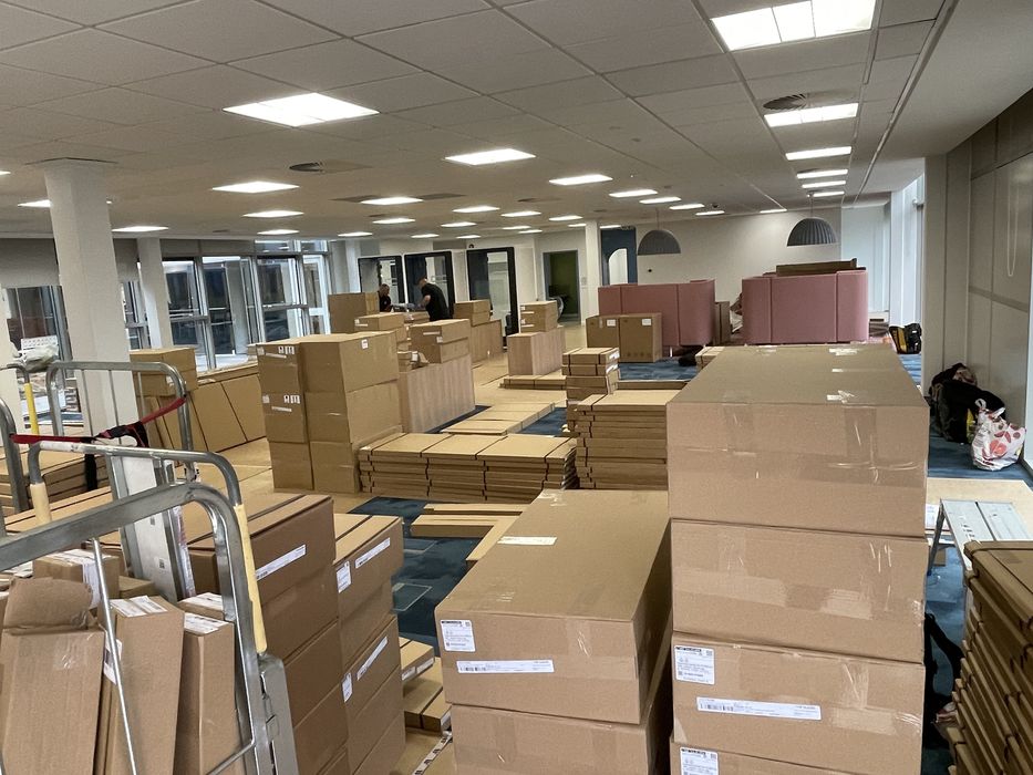 Transport marfa mobila electrocasnice duba 3,5 t