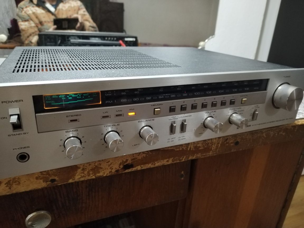 Vintage amplituner Pioneer sx-700l