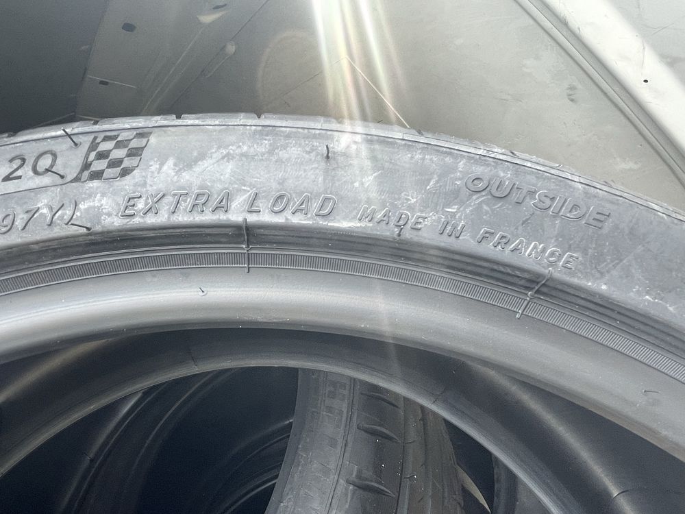 4бр.летни гуми Michelin Pilot sport 4S 255/35/ZR20 97Y Extra Load