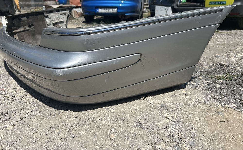 Задна броня и врати за w203 комби