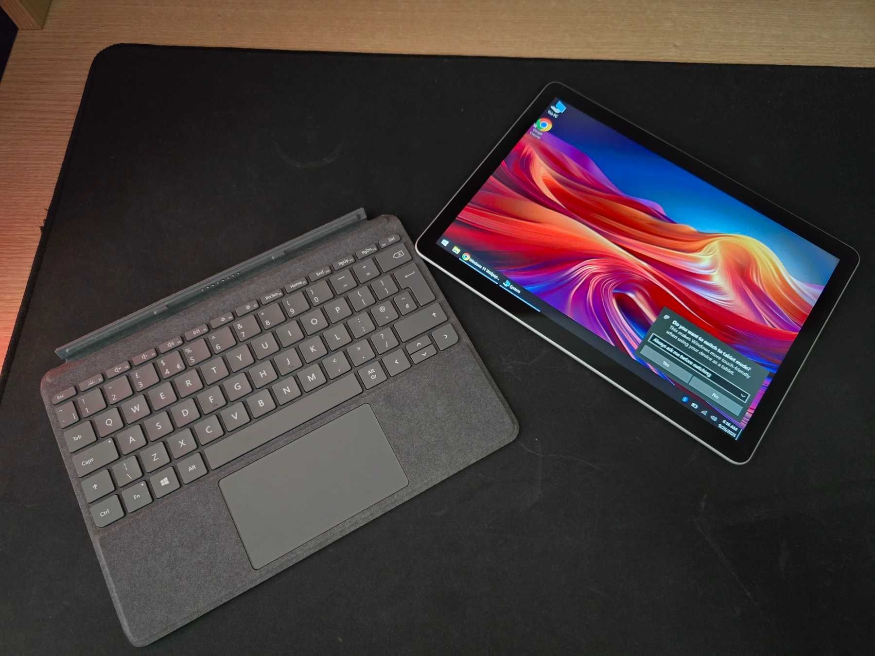 Microsoft Surface Go 2 / intel M3 / 8GB Ram / 128 SSD