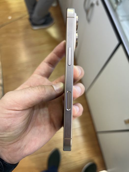 iPhone 16 Pro 256gb desert 92% ideal