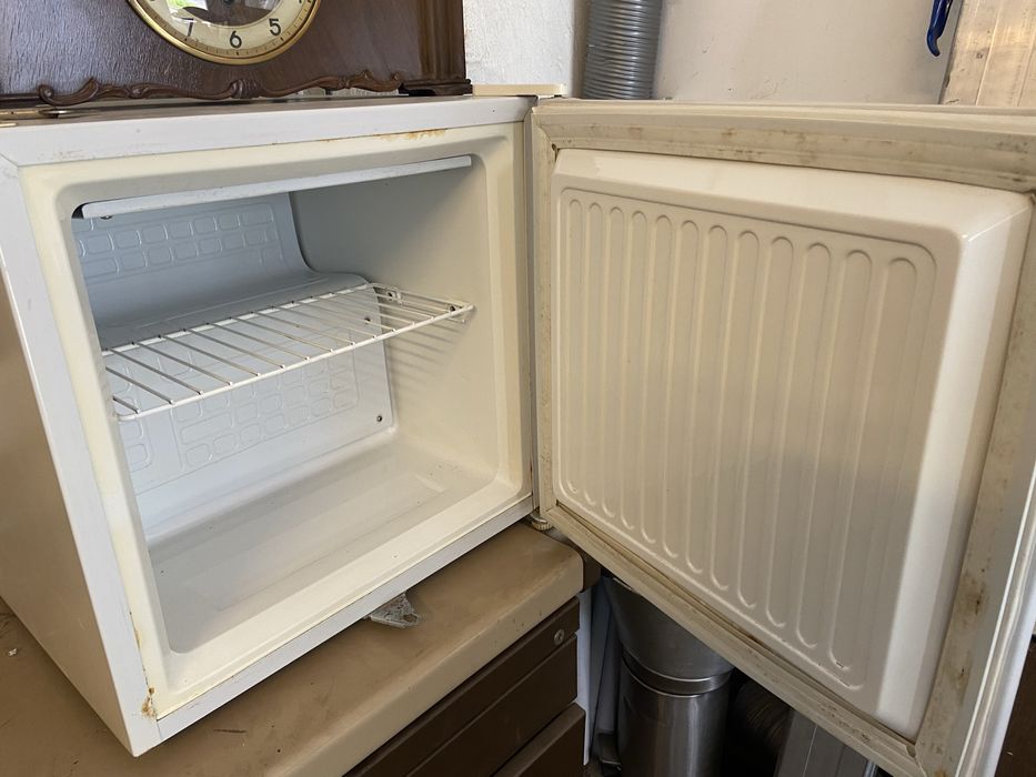 Хладилници на газ  и ток и фризери на 220 волта