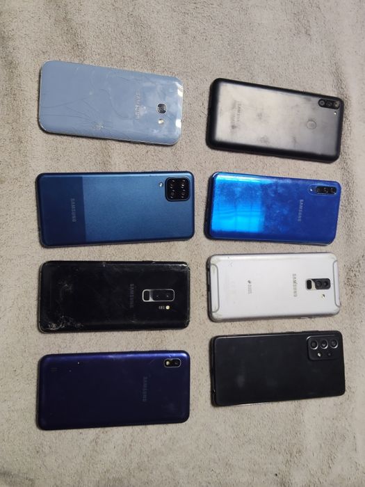 Telefoane defecte pentru un piese