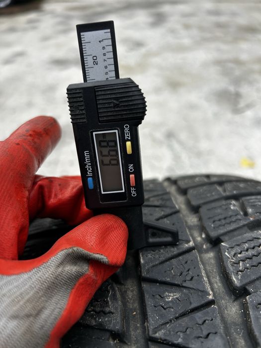 2бр Зимни гуми Falken 235/55R17