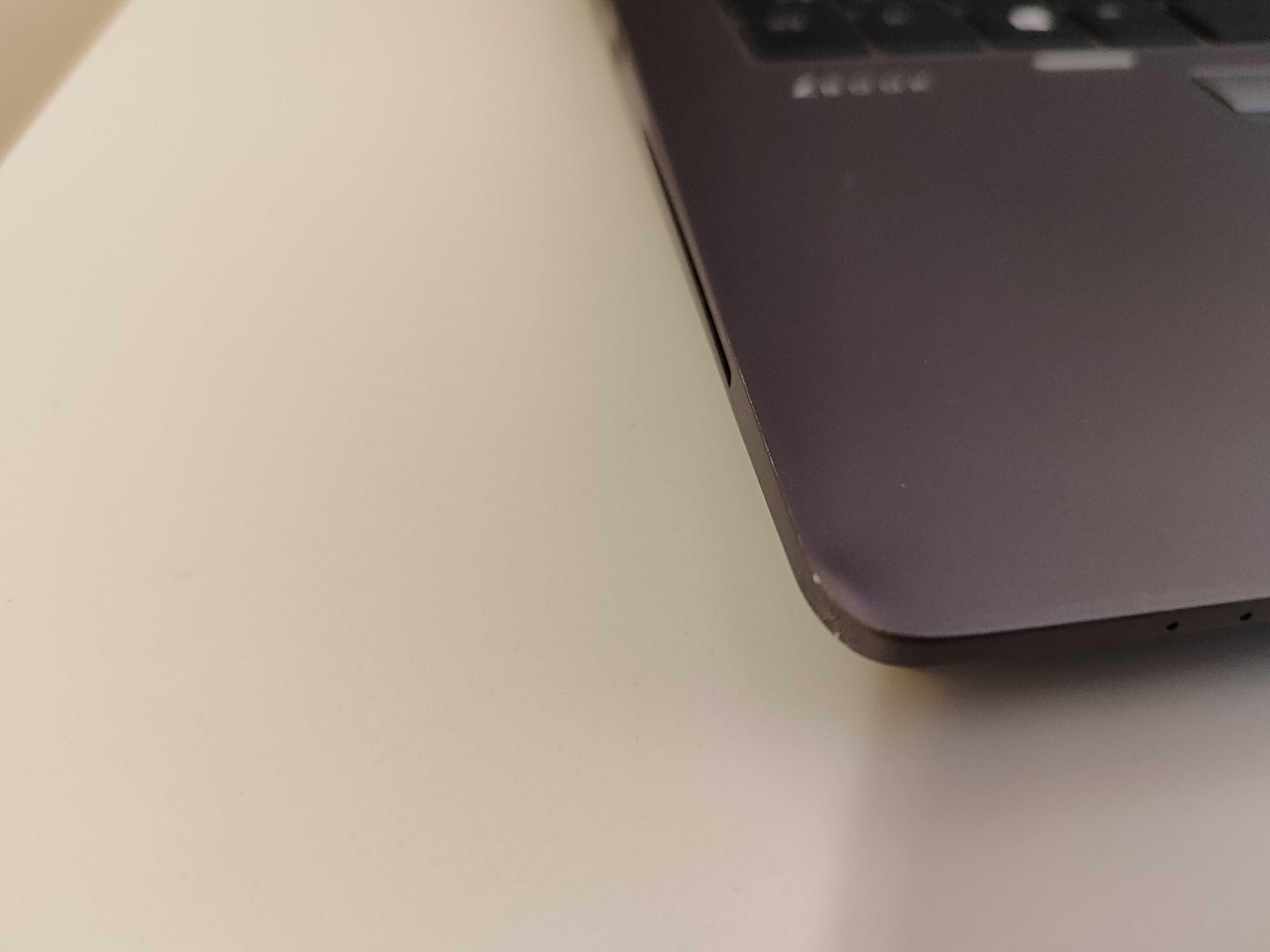 HP ZBook 15u G6 FHD IPS i5-8265U/512GB/16GB/AMD 4GB/4G модем