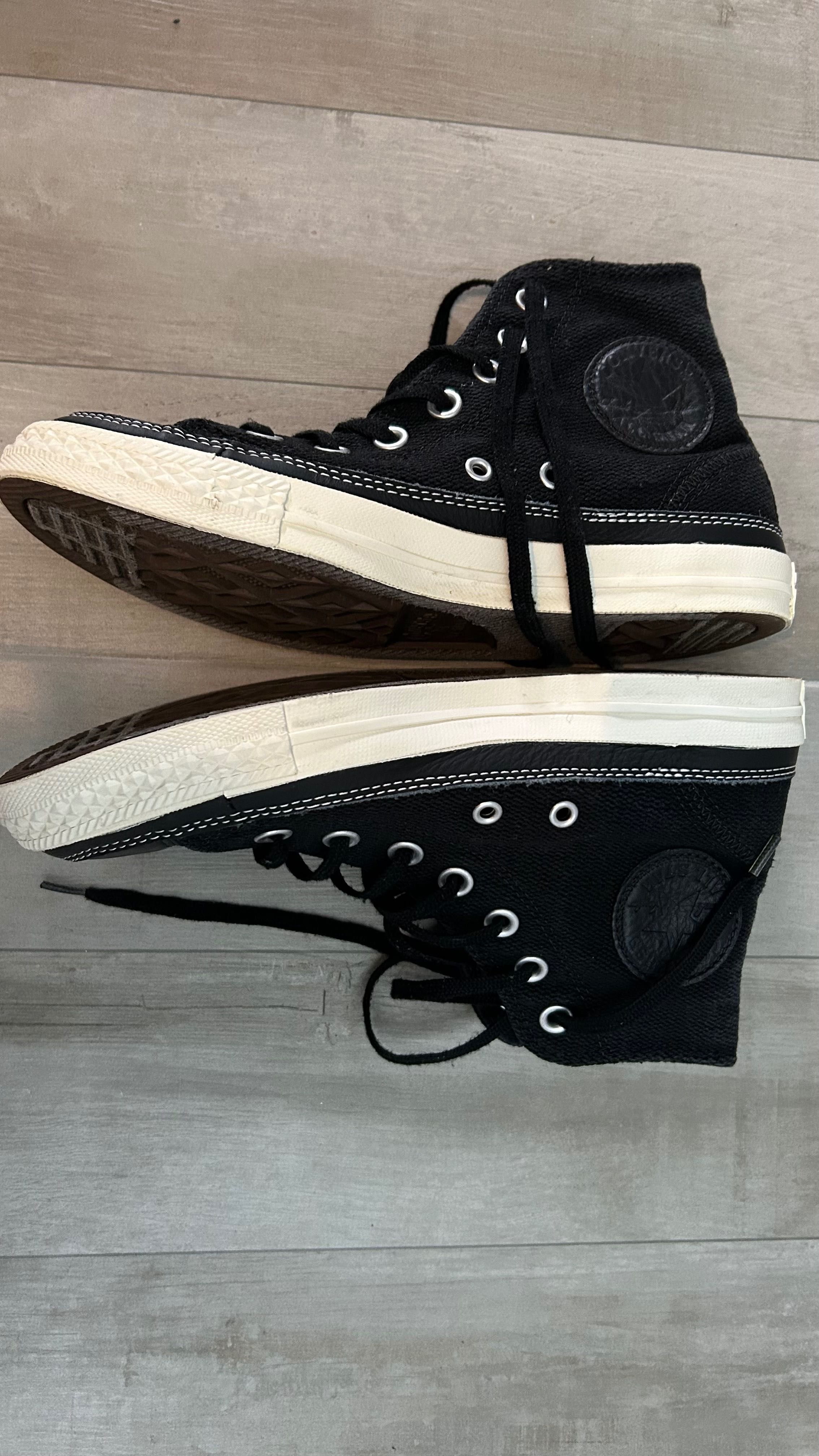 Дамски черни кецове Converse