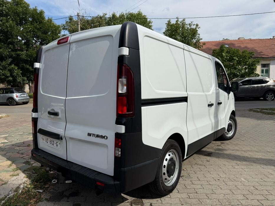 Opel Vivaro Renaut Trafic mod 2017/Navi,Clima,Senzori full 220mii km!