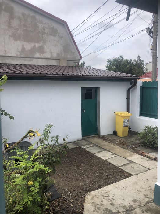 Casa 4 camere , teren 420 mp ( deschidere 15 m ) • Medeea