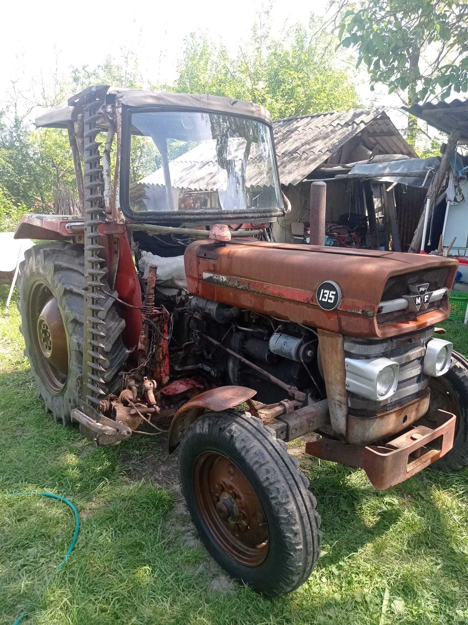 Tractor Massey Ferguson 135