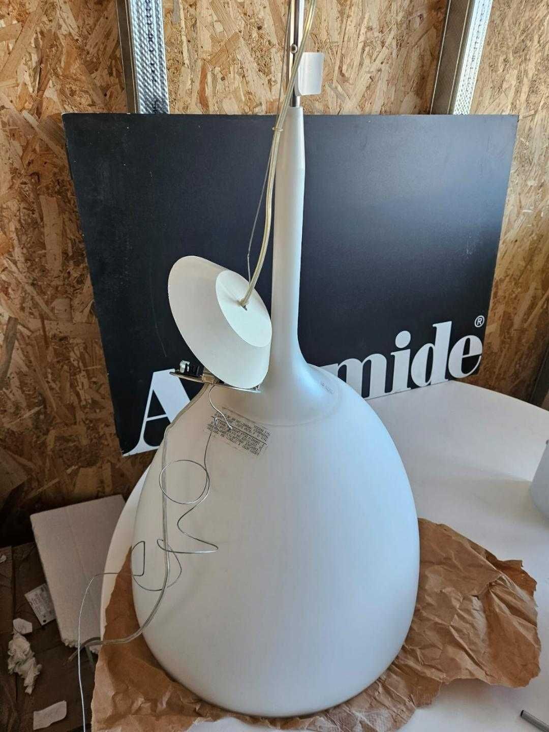 Lampa suspendata Artemide Capsule de 36 si 45