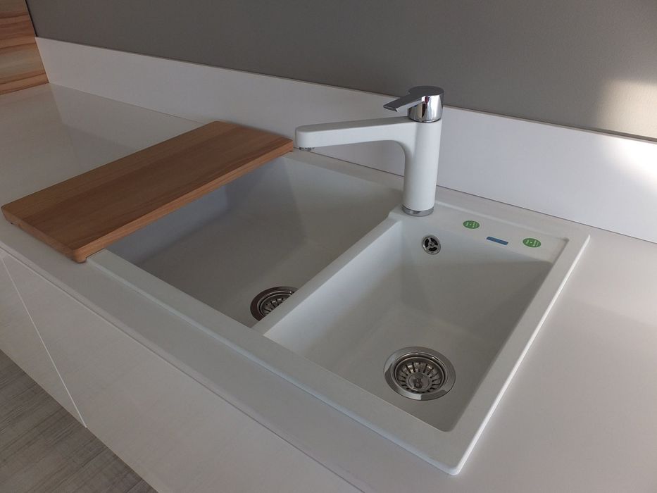 Bucatarie showroom Aster Cucine Contempora - pret  redus