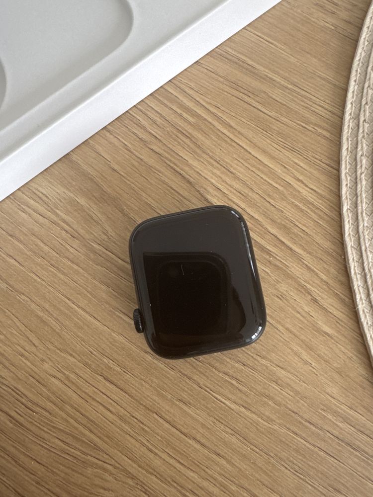 iWatch SE 44 mm Smart