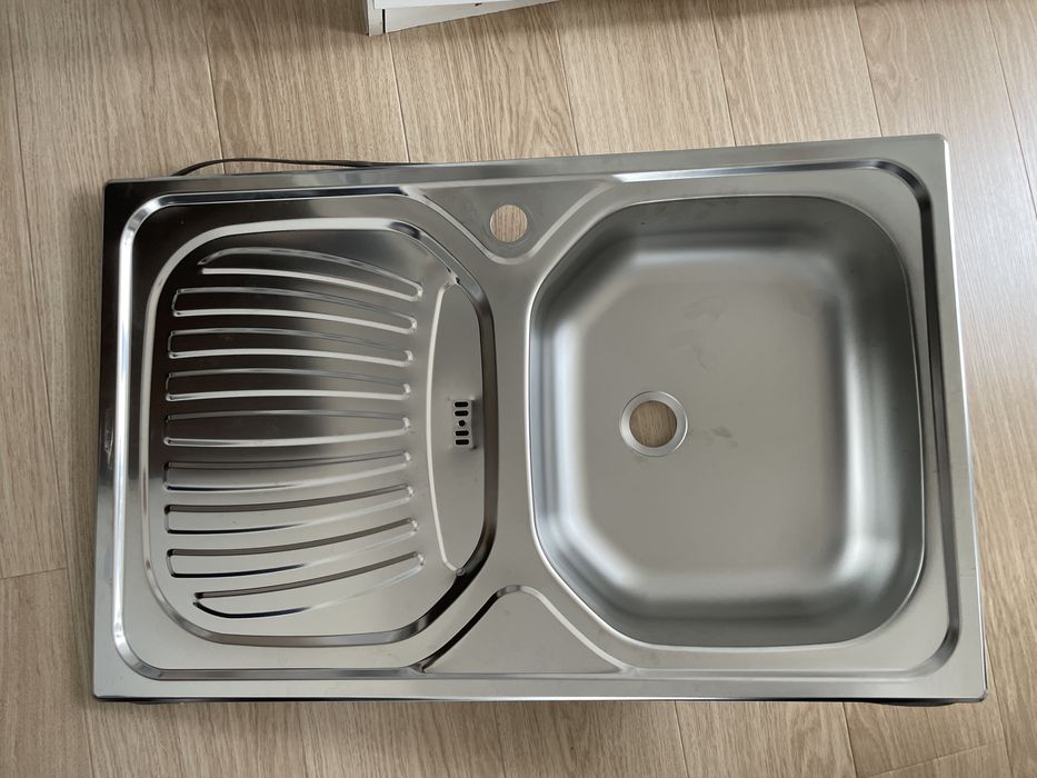 Chiuveta bucatarie cuva dreapta si baterie + accesorii Vitra